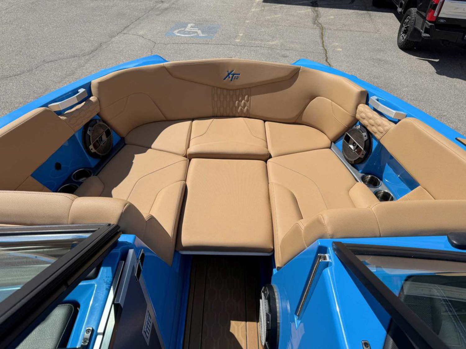 2022 Mastercraft XT22