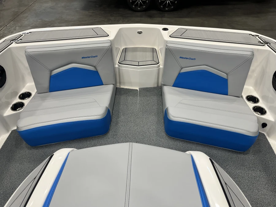 2024-mastercraft-prostar-128590-image11