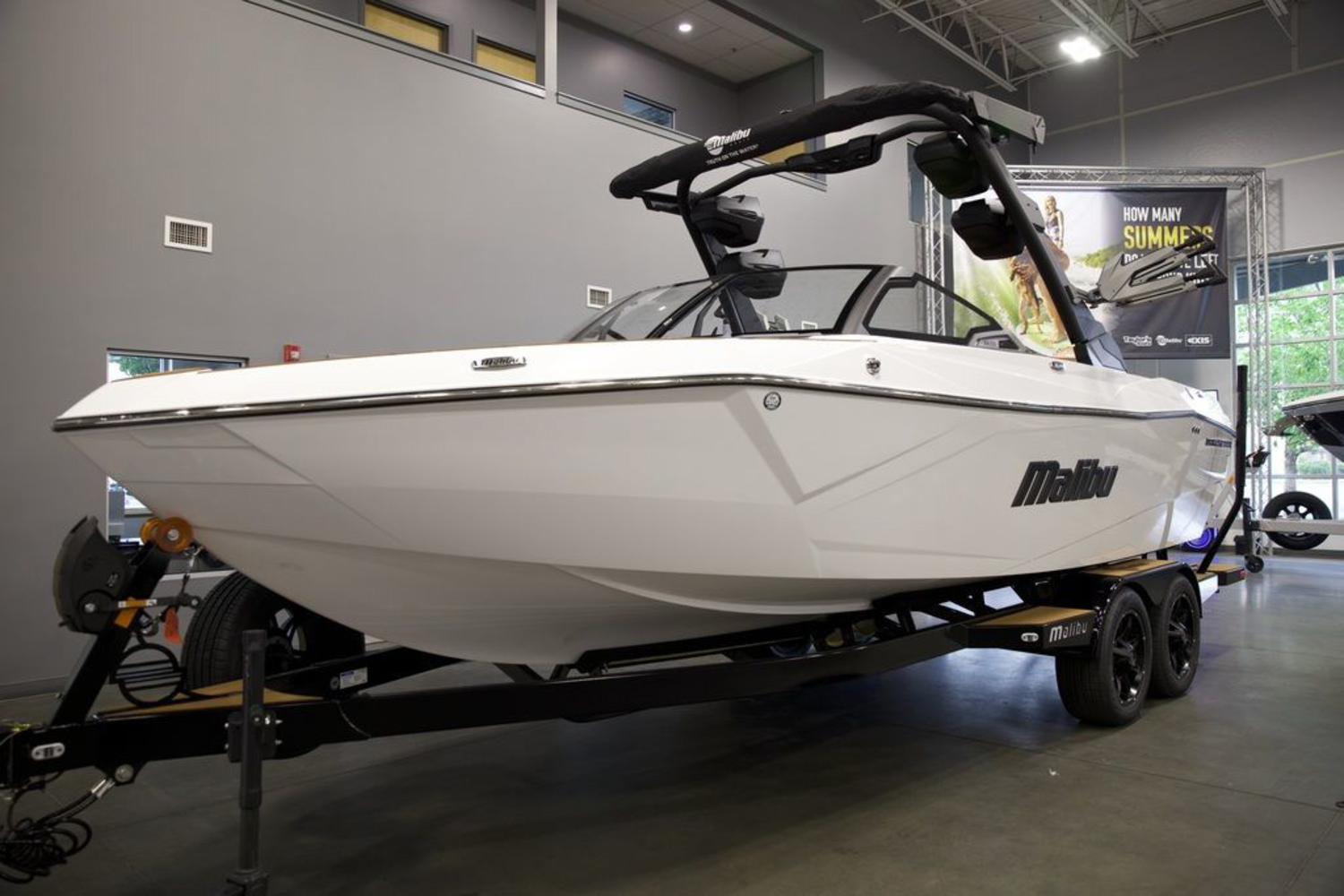 2026 Malibu Boats 23 LSV
