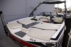2012 Malibu Boats Wakesetter VLX for sale in DRAPER, Utah