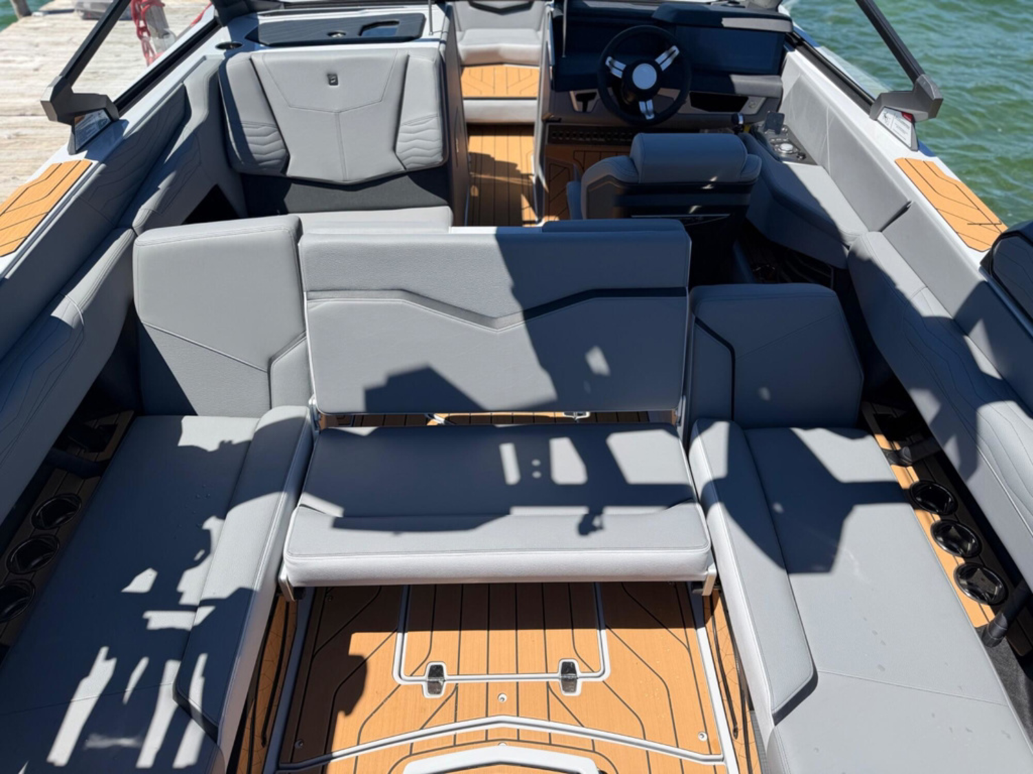 2026 Nautique G23