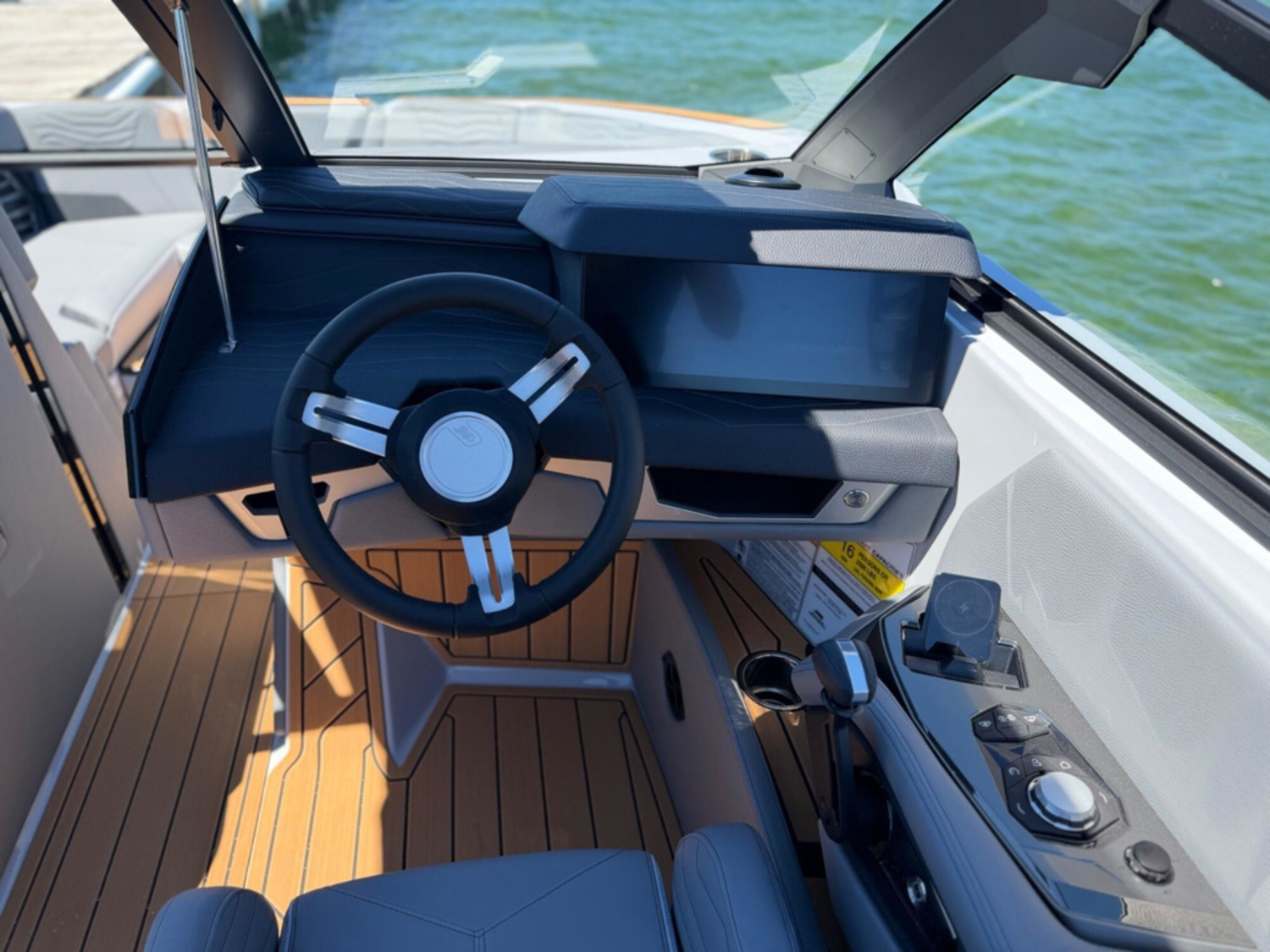 2026 Nautique G23