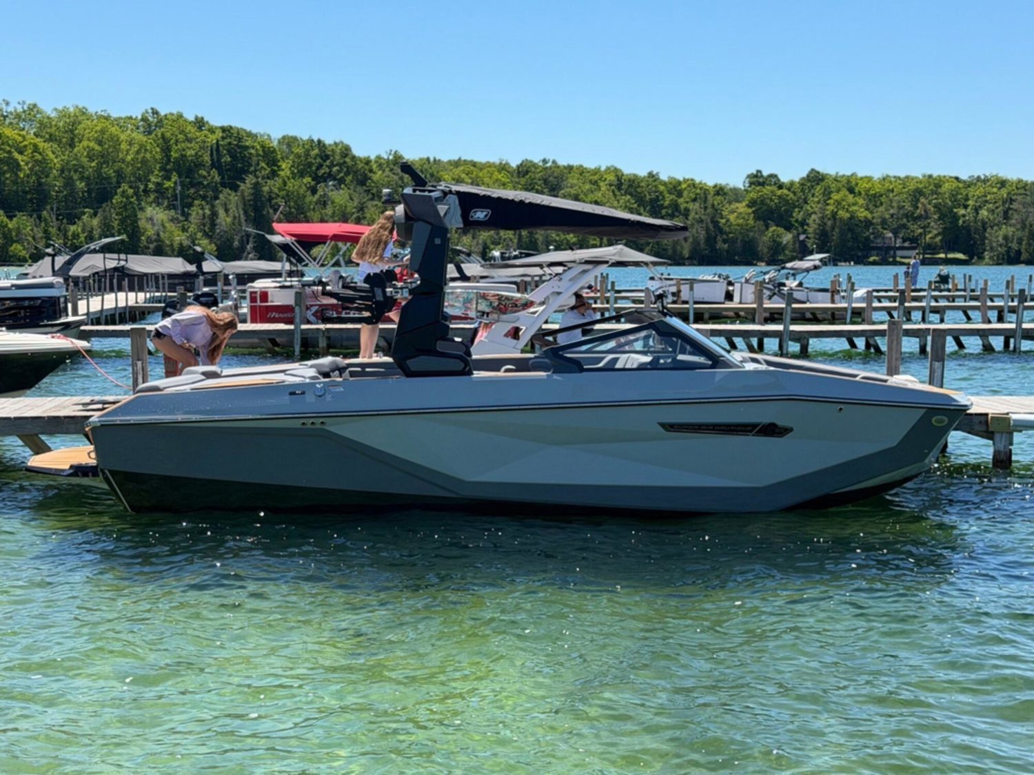 2026 Nautique G23