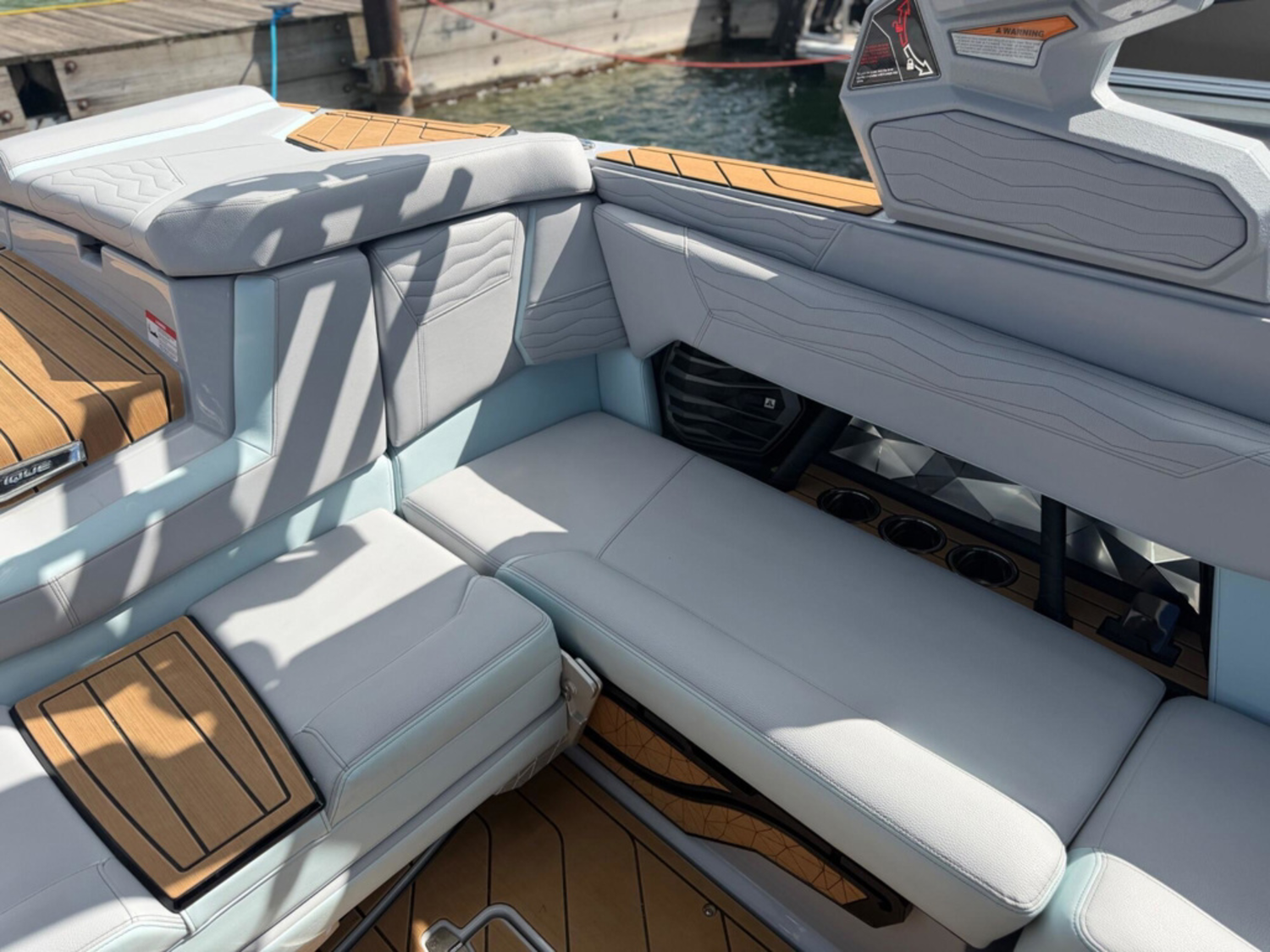 2026 Nautique G23