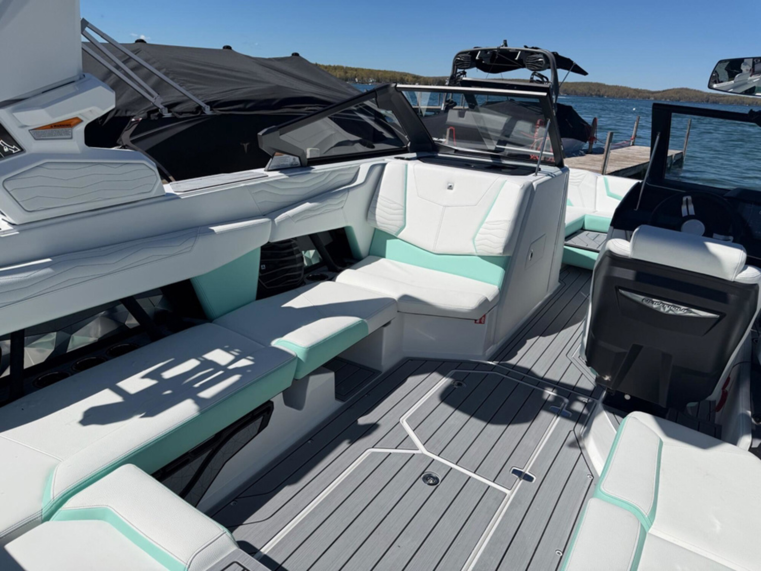 2026 Nautique G23