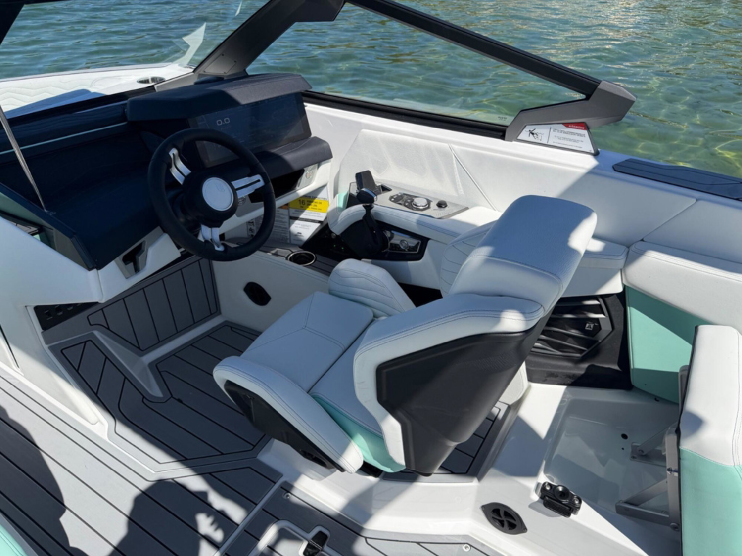 2026 Nautique G23