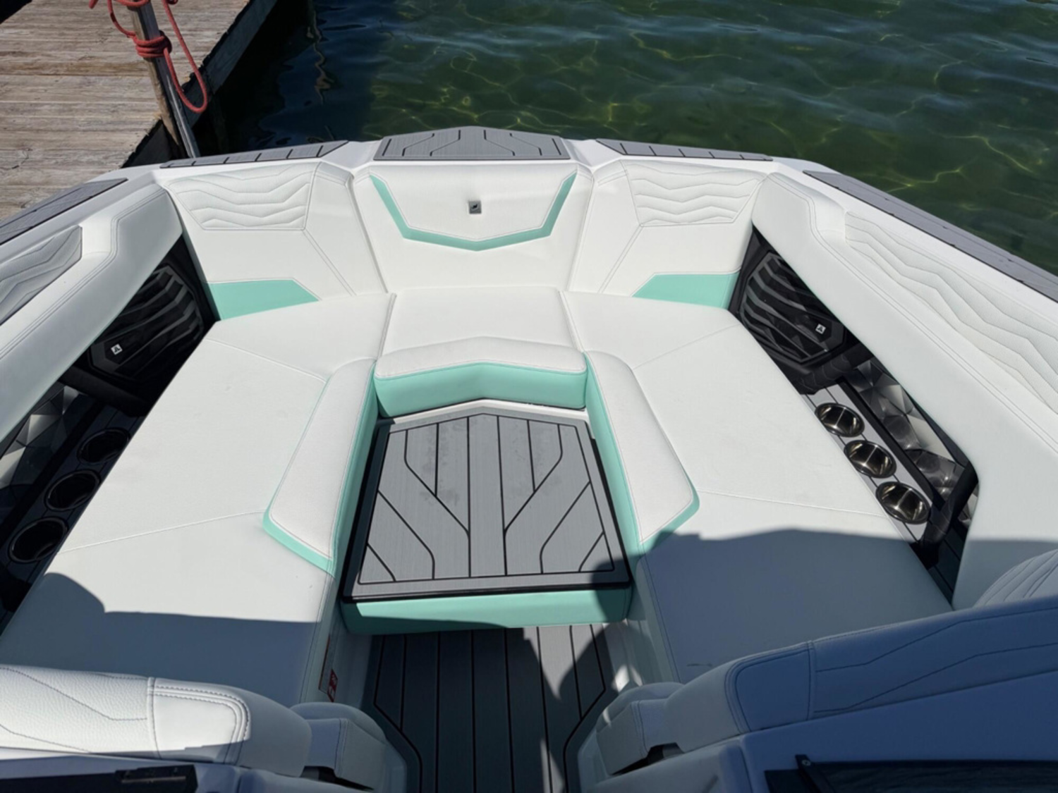 2026 Nautique G23