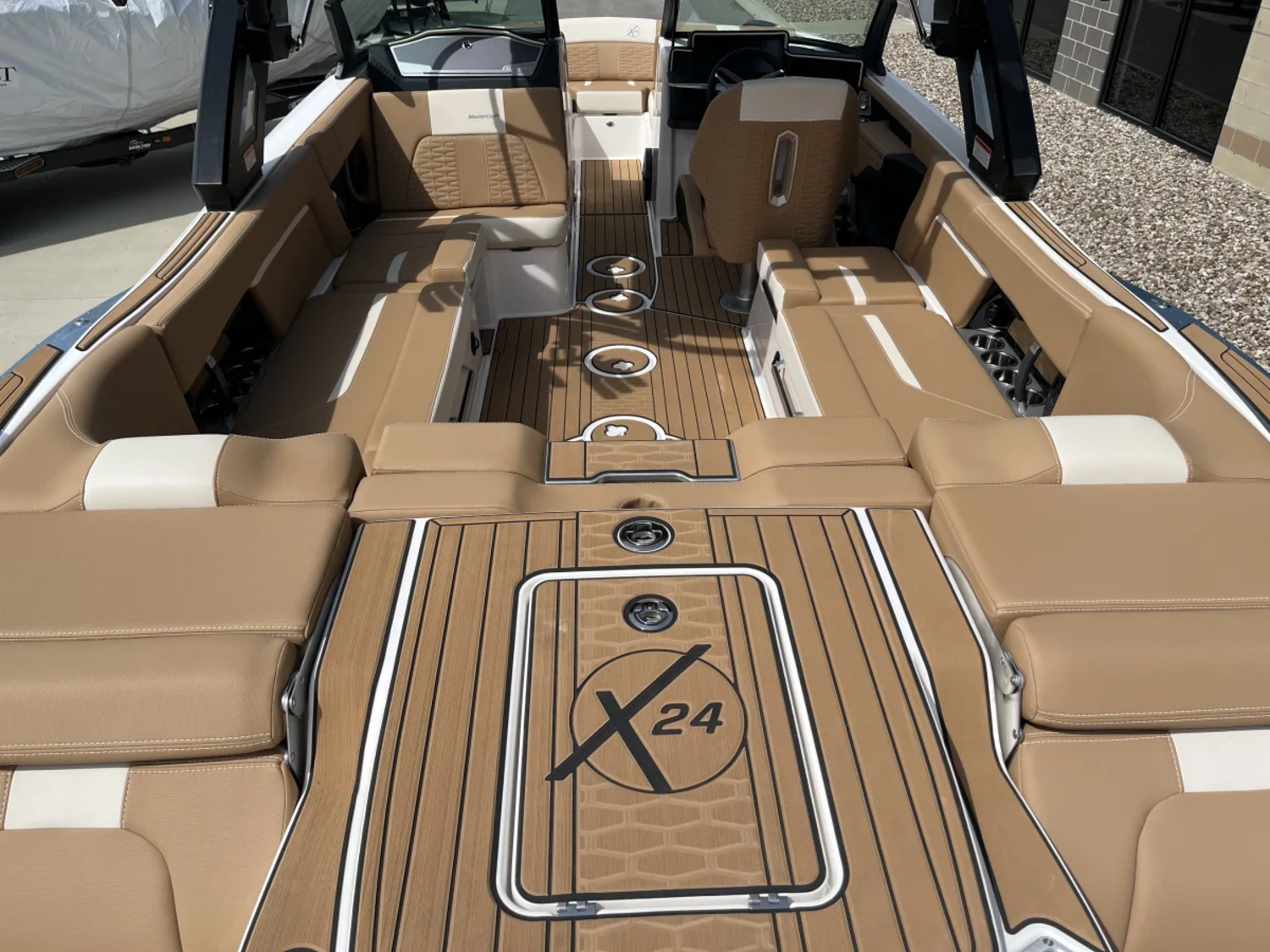 2025 MasterCraft X24