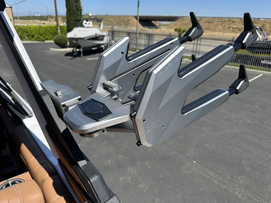 2026 Malibu Boats Wakesetter 25 LSV for sale in Madera, California