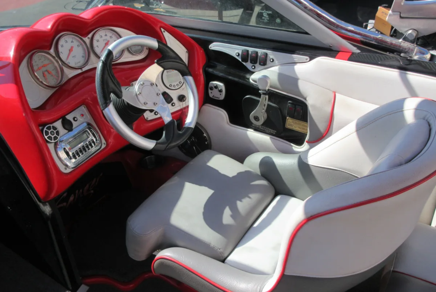 2012 Sanger V215 XTZ