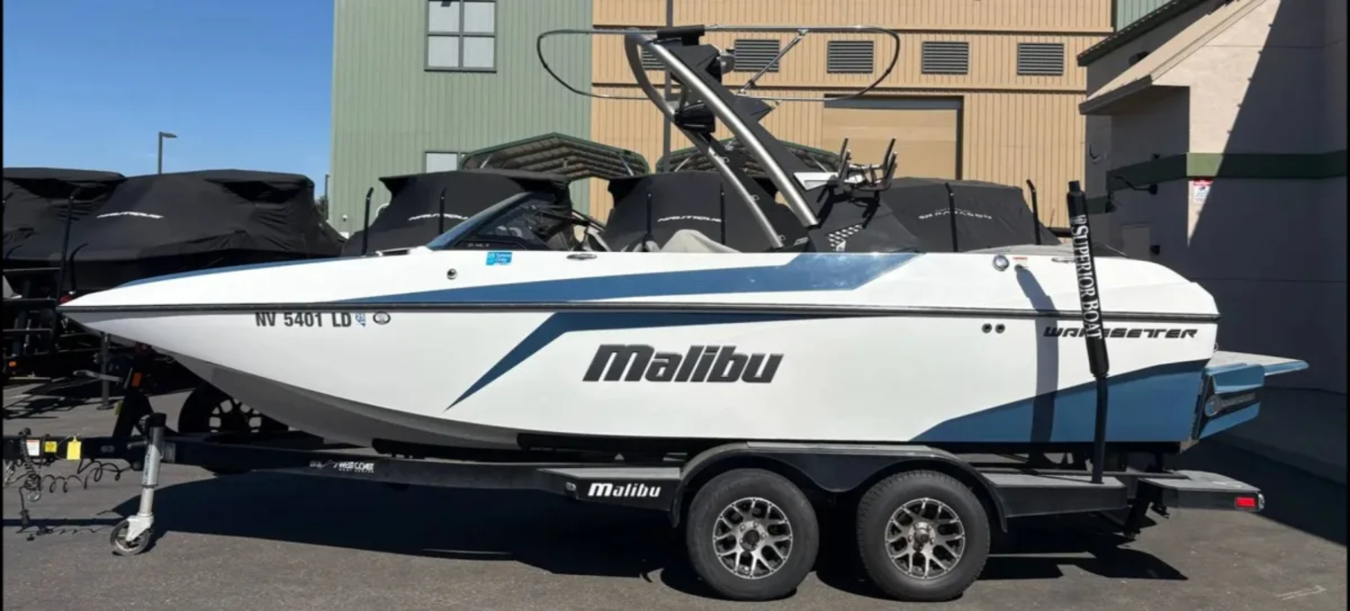 2021 Malibu WakeSetter 21MLX