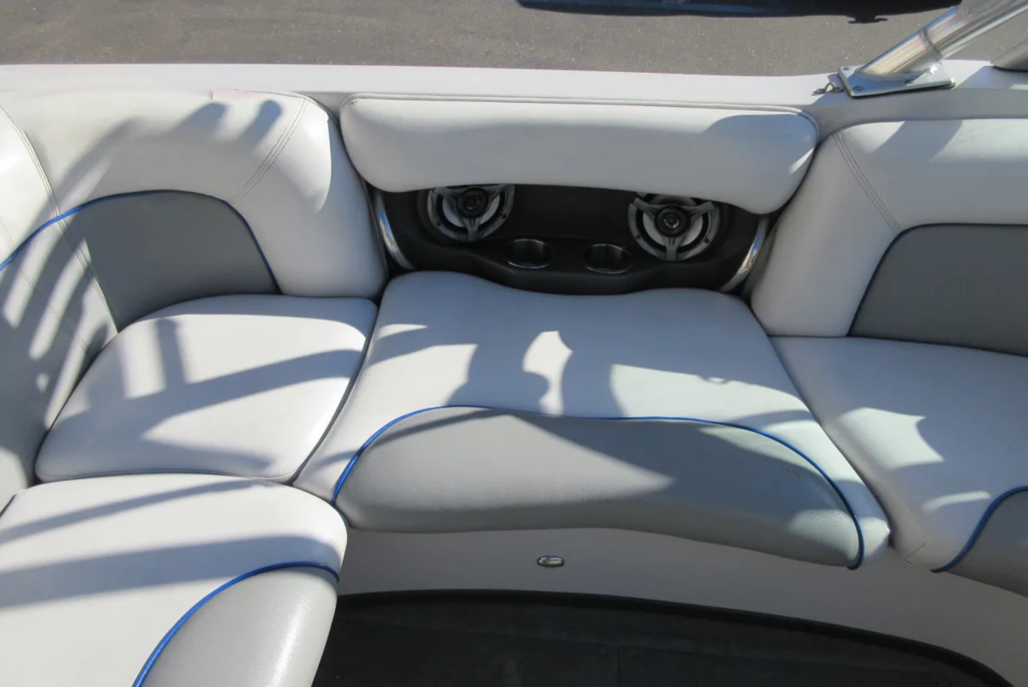 2005 Supra Launch 21V