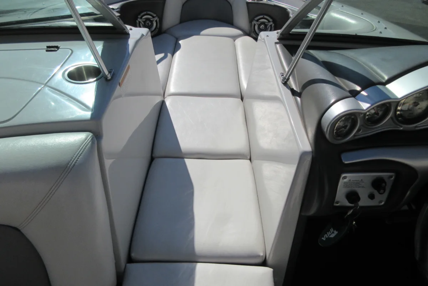 2005 Supra Launch 21V