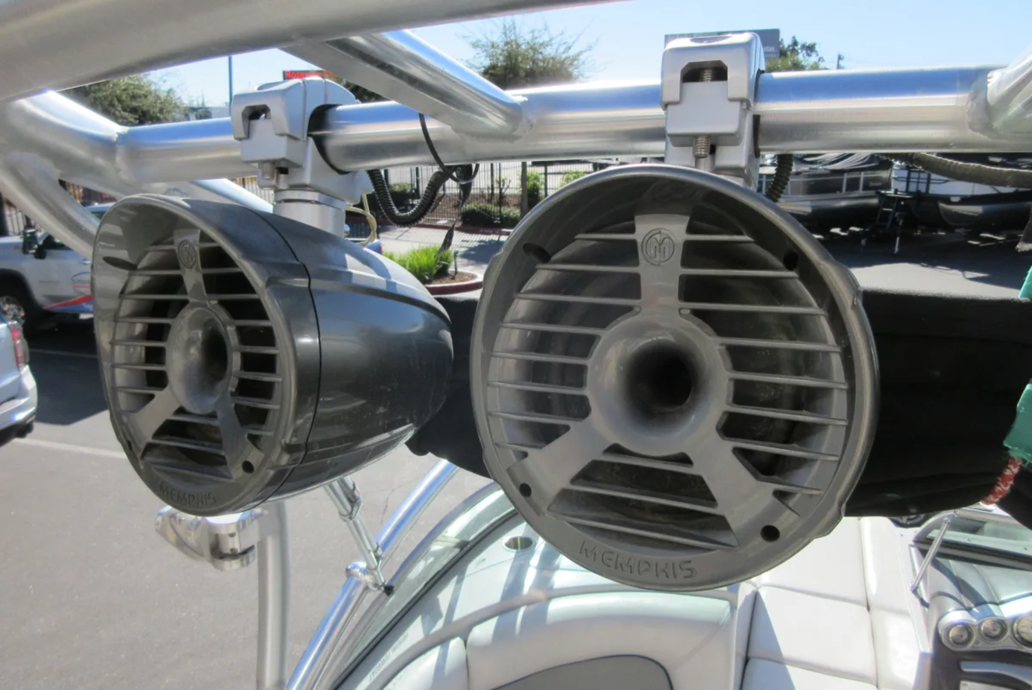 2005 Supra Launch 21V