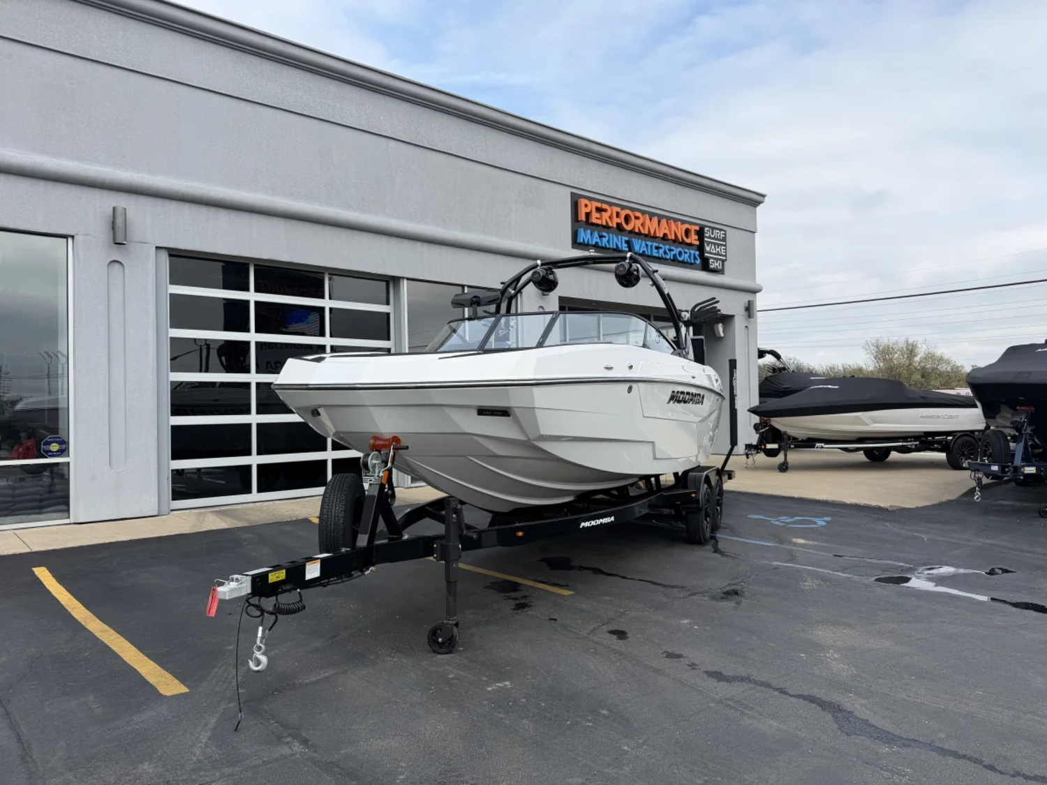 2026 MOOMBA TYKON PURE WHITE LOADED UP 