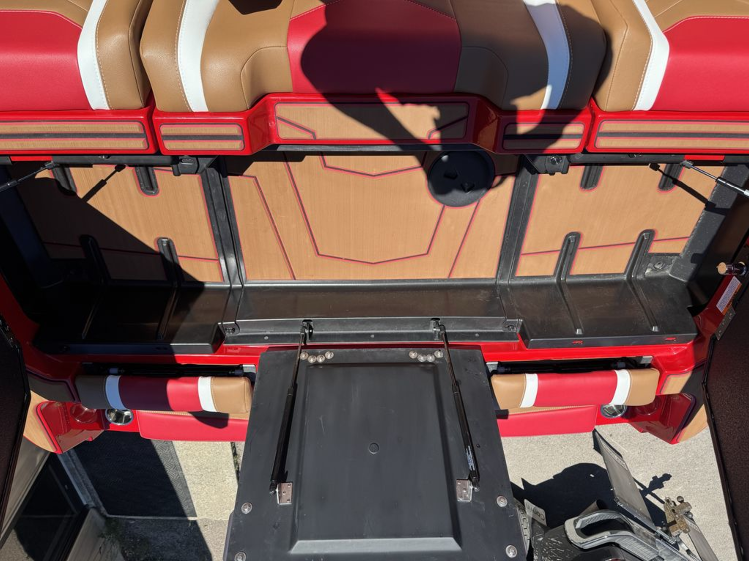 2026 Malibu Boats 25 LSV
