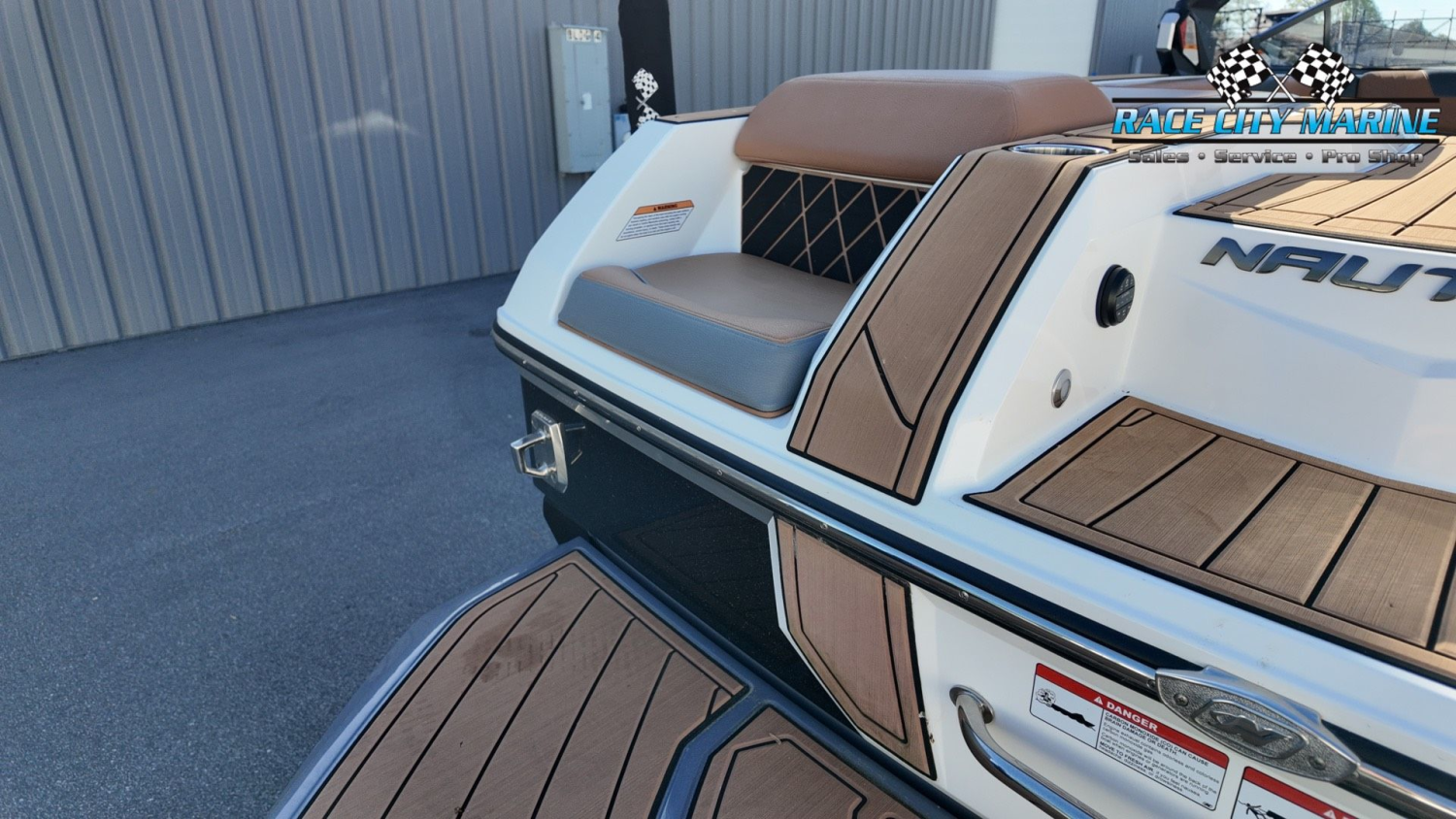 2021 Nautique GS24