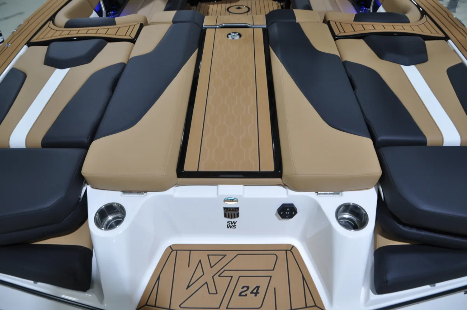 2025 Mastercraft XT24
