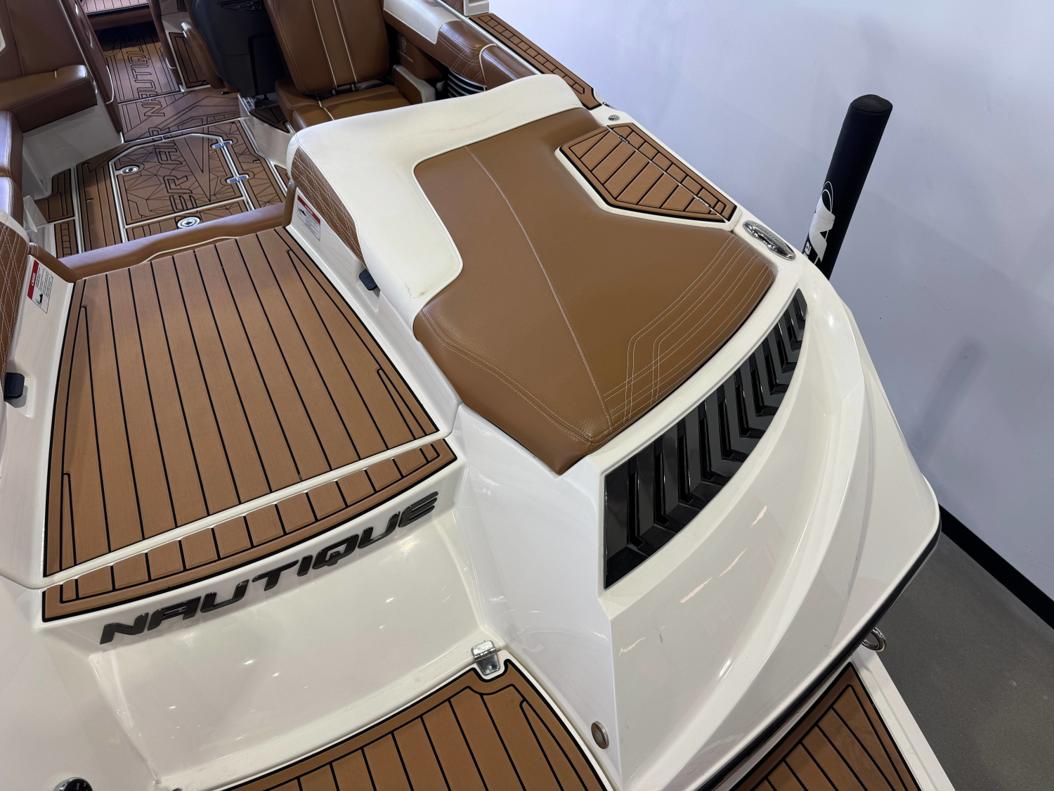 2016 Nautique Super Air Nautique G23