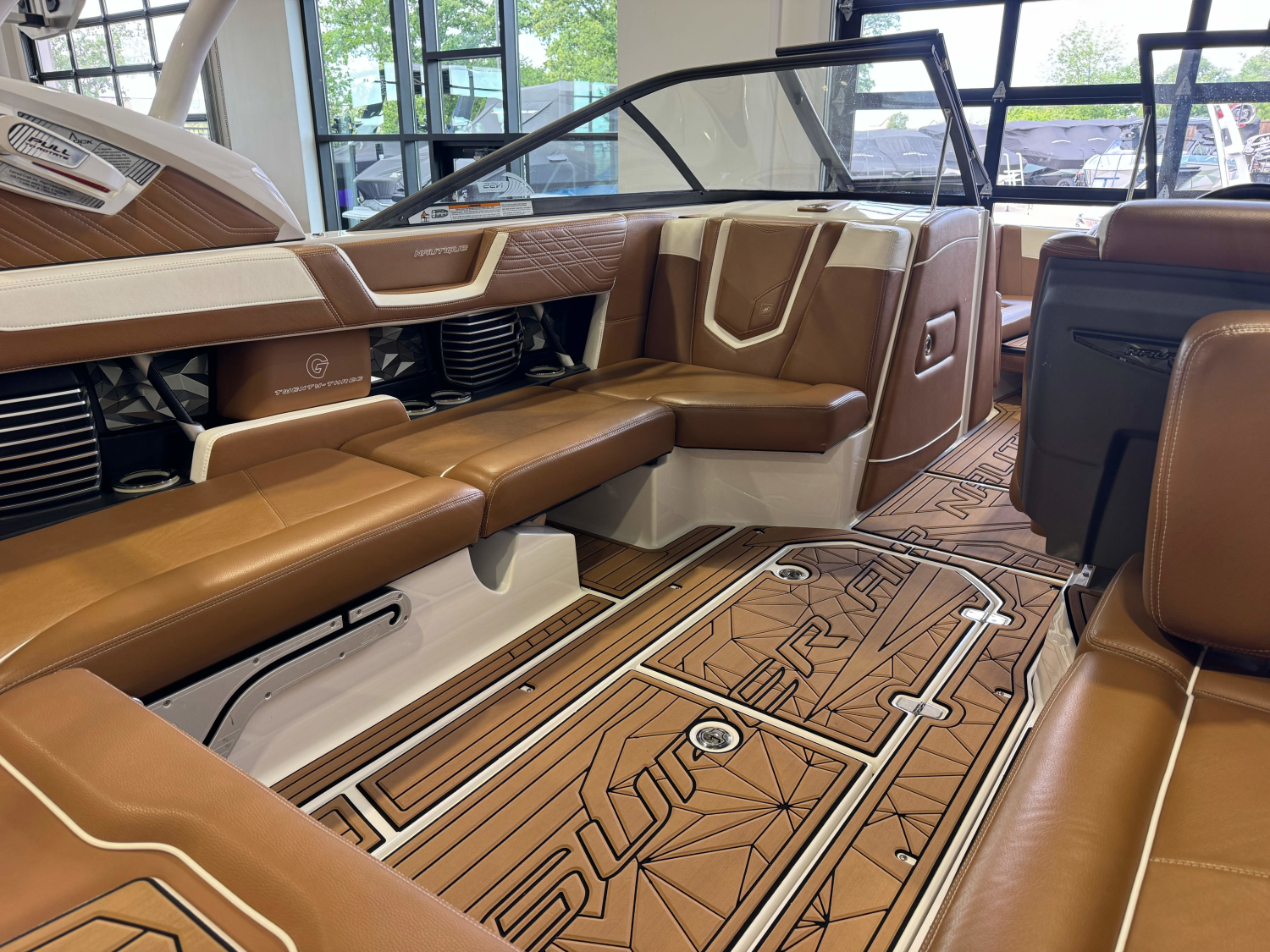 2016 Nautique Super Air Nautique G23