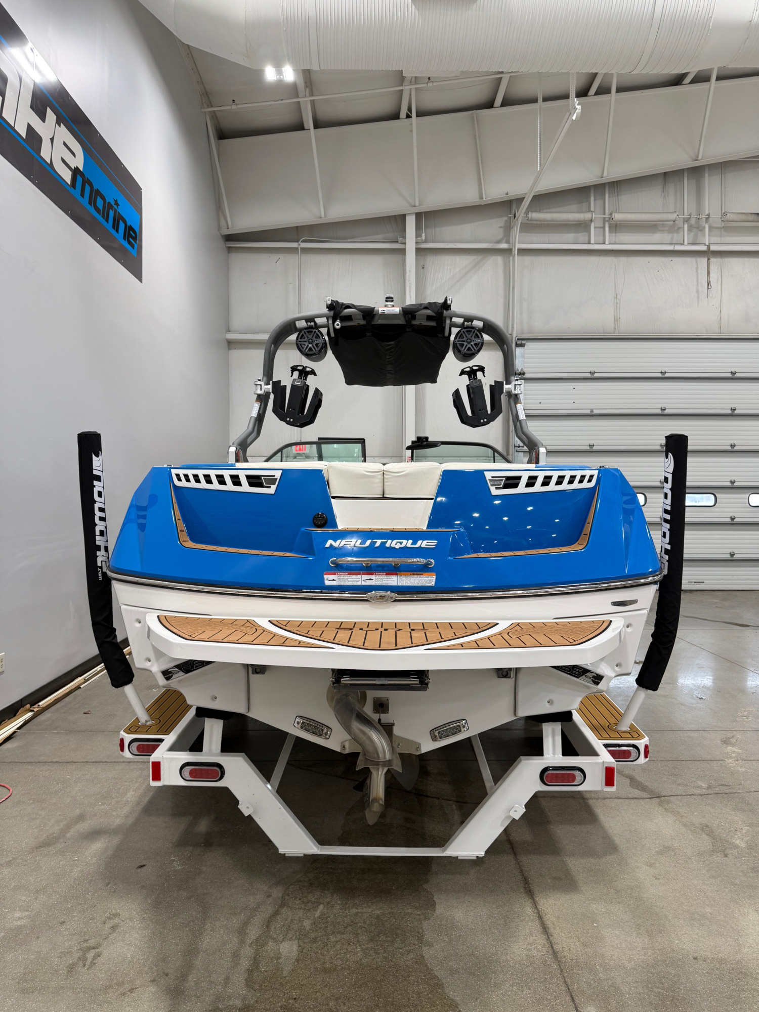 2019 SUPER AIR NAUTIQUE 230