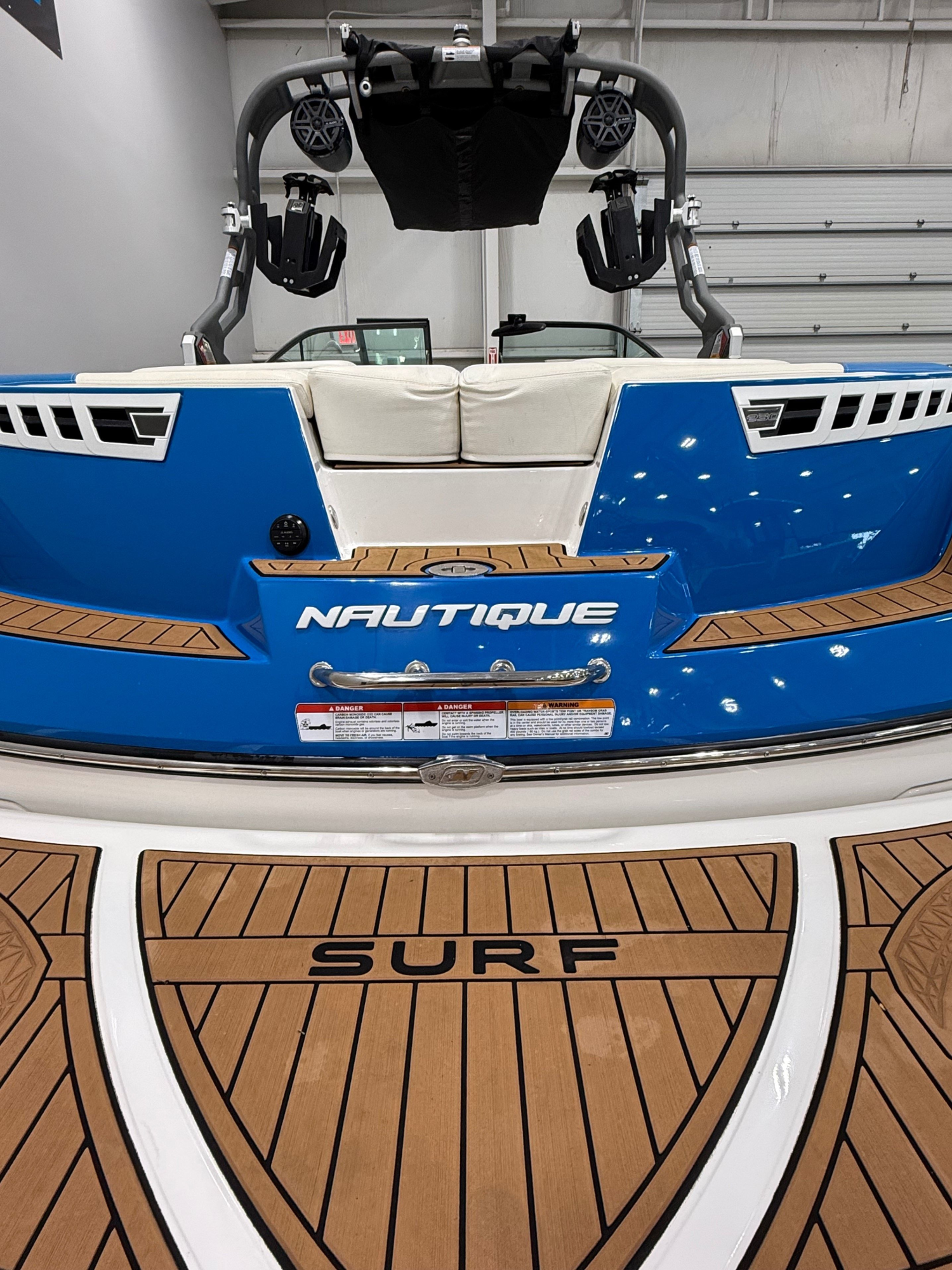 2019 SUPER AIR NAUTIQUE 230