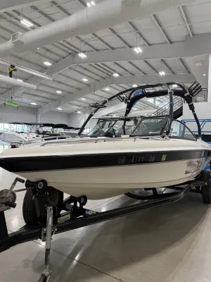 2000 Malibu Boats Sunsetter VLX for sale in Cincinnati, Ohio