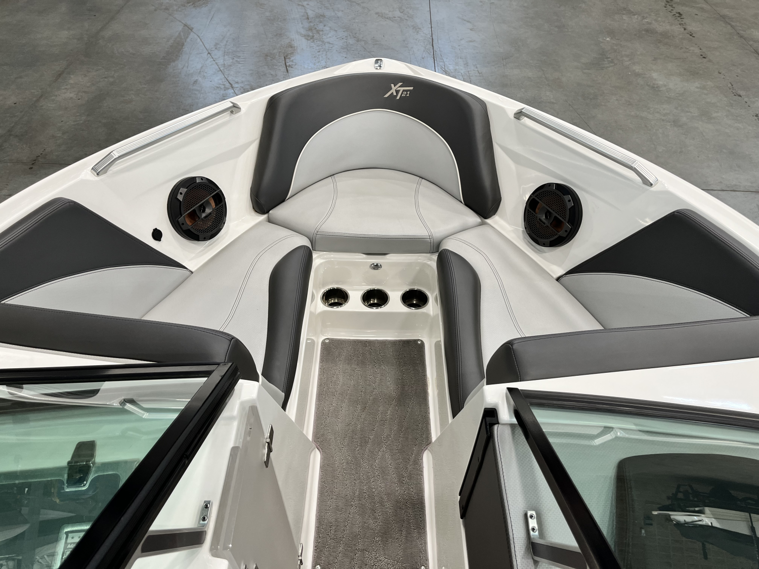 2018 MasterCraft XT21