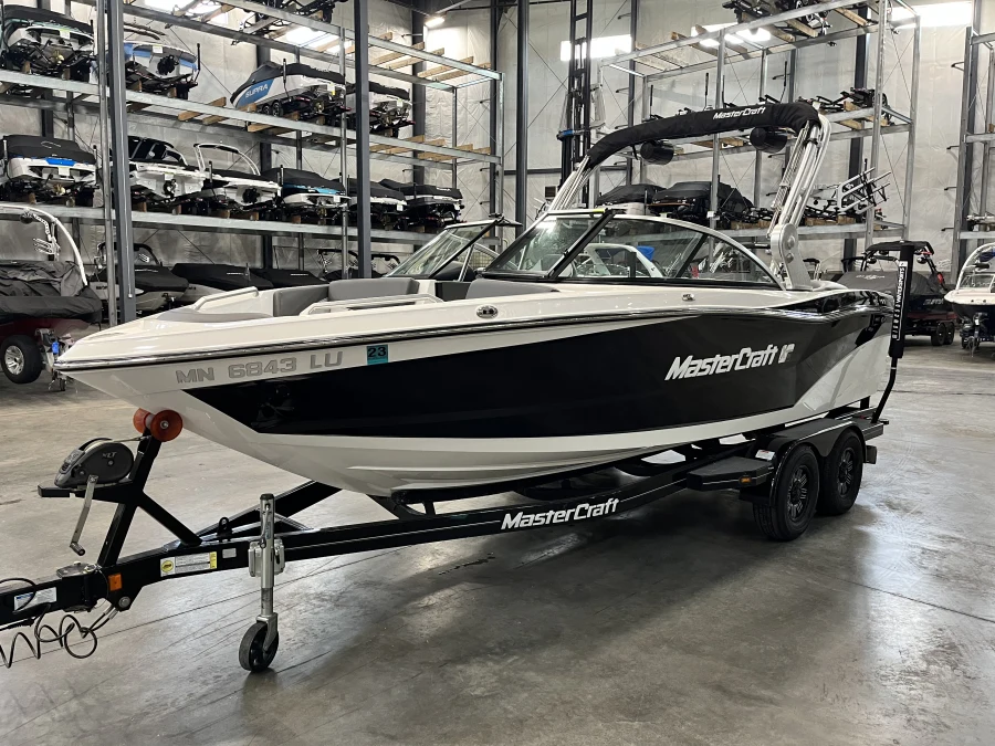 2018 Mastercraft Boats XT21 for sale in , 