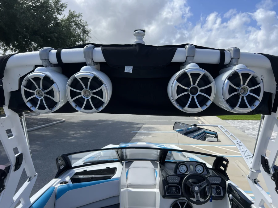 2018 Axis Boats A24 for sale in Clermont, Florida