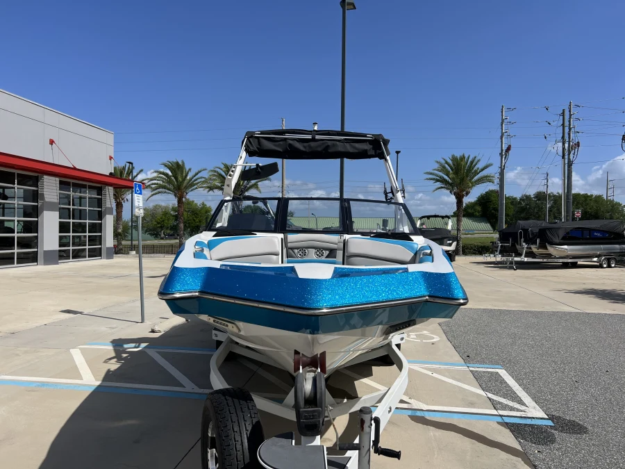2018 Axis Boats A24 for sale in Clermont, Florida