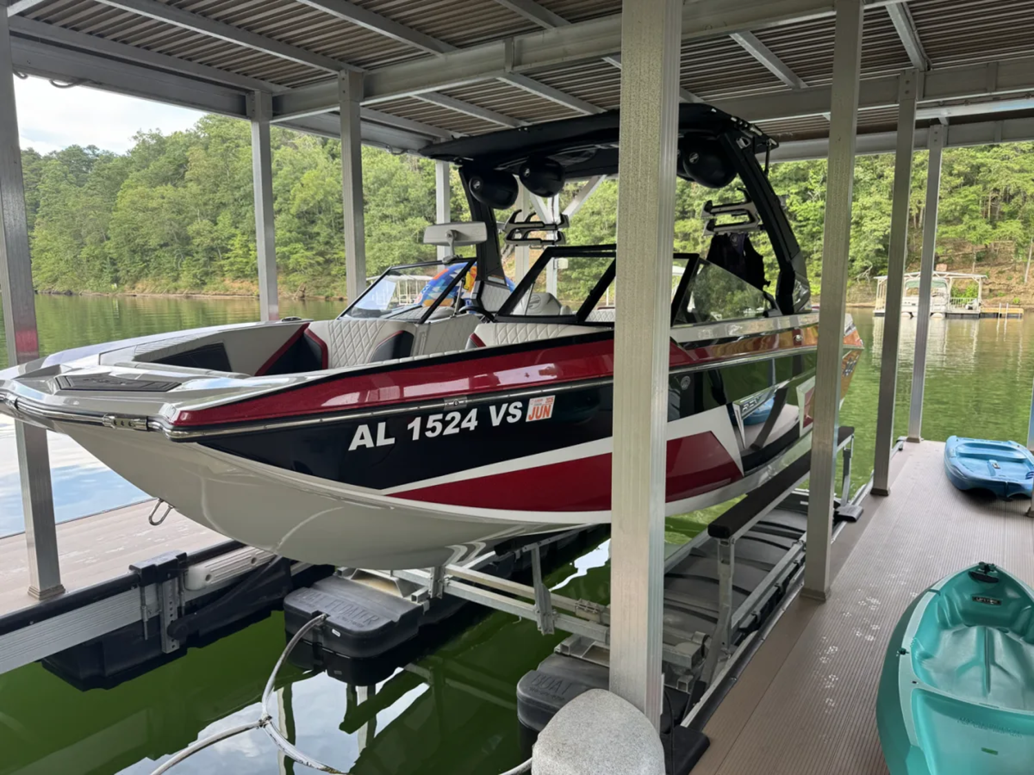 2022 Tige Boats 22RZX