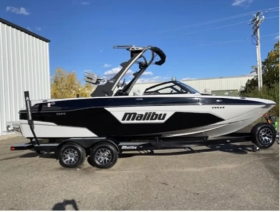 2021 Malibu Boats Wakesetter 23 LSV for sale in Minneapolis, Minnesota
