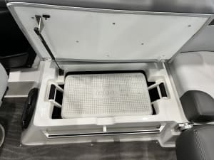 2018-mastercraft-xt21-130564-image10