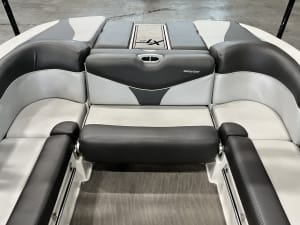 2018-mastercraft-xt21-130564-image9