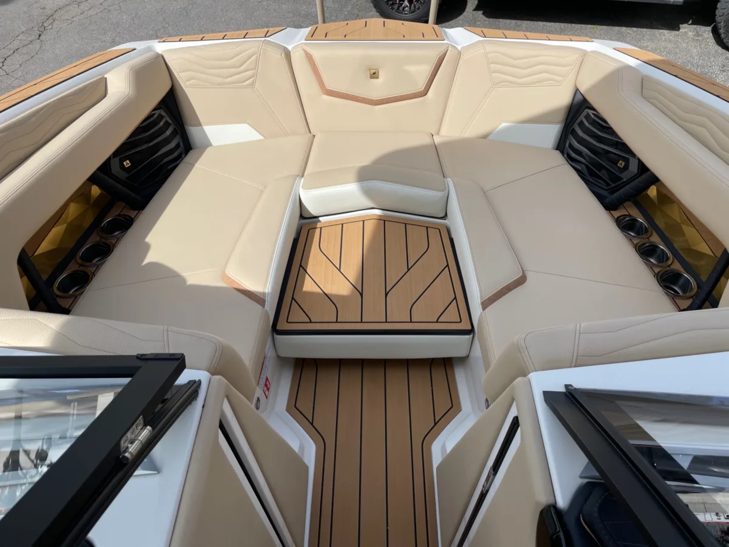 2026 NAUTIQUE G23 with ZZ8S 630HP SUPERCHARGED POWER PLANT