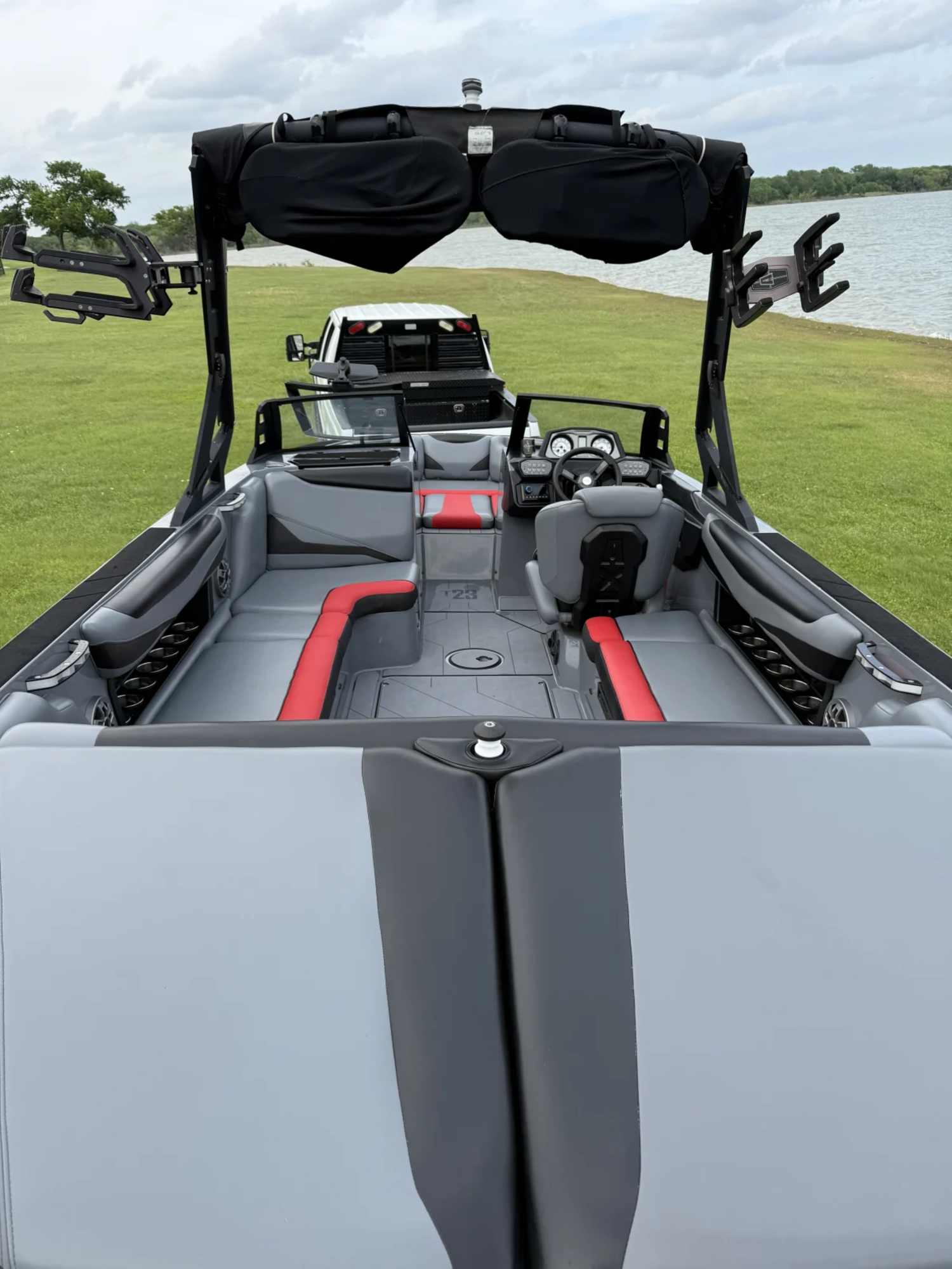 2019 Axis Boats T23