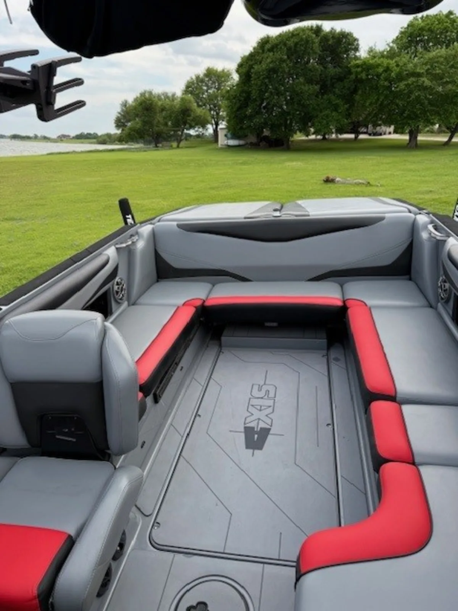 2019 Axis Boats T23