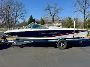 2013 Mastercraft Boats Prostar 197 for sale in Wixom, Michigan