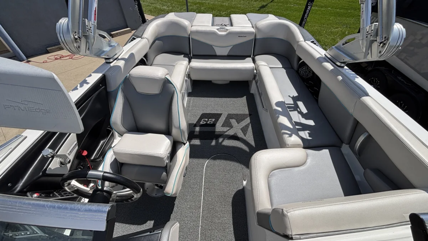 2017 MasterCraft XT23
