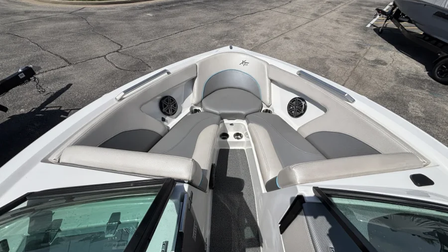 2017 Mastercraft Boats XT23 for sale in Osage Beach, Missouri