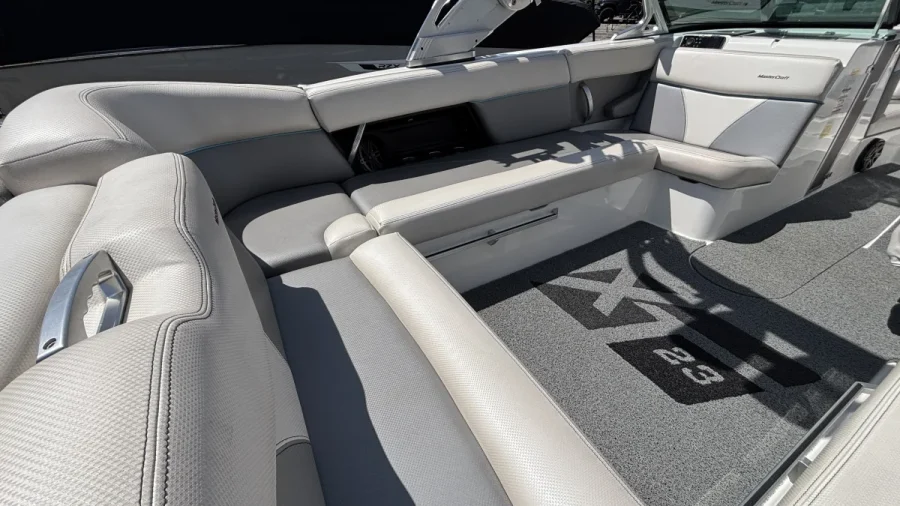 2017 Mastercraft Boats XT23 for sale in Osage Beach, Missouri