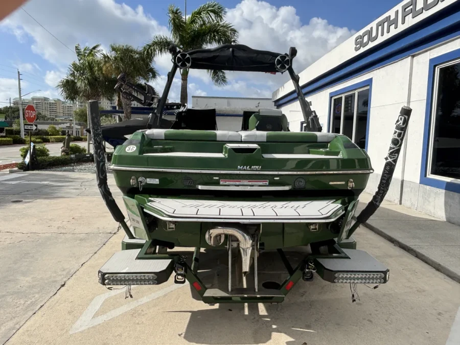 2021 Malibu Boats Wakesetter VLX for sale in boynton beach, Florida