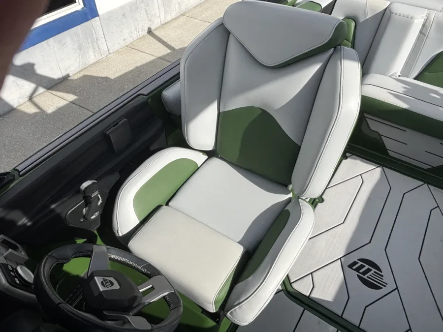 2021 Malibu Boats Wakesetter VLX for sale in boynton beach, Florida