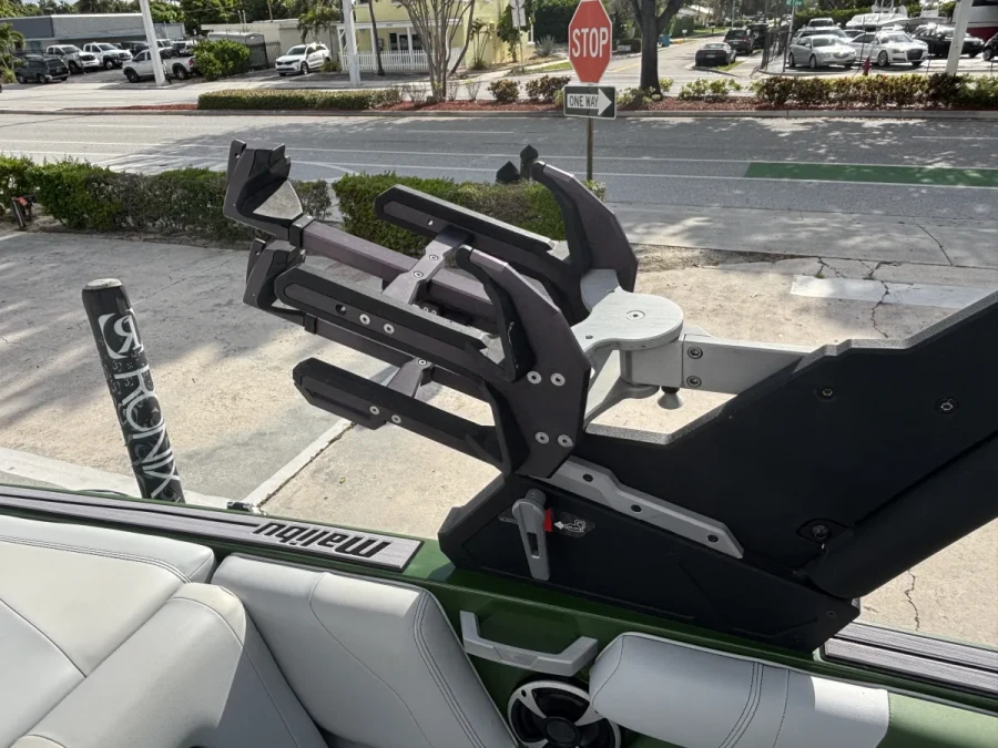 2021 Malibu Boats Wakesetter VLX for sale in boynton beach, Florida