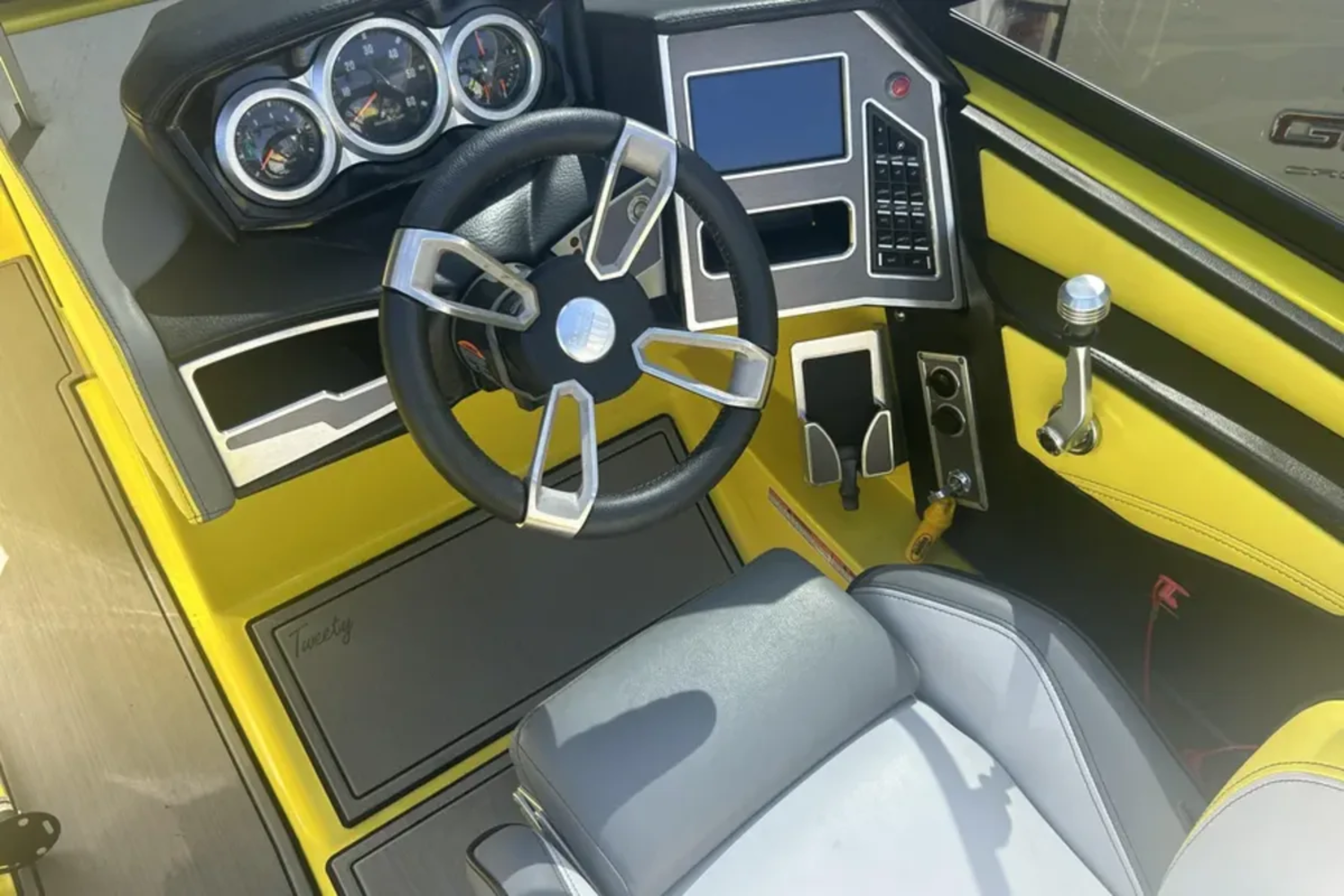 2021 Mastercraft XT21