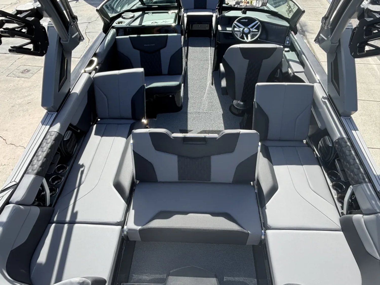 2026 Mastercraft XT24
