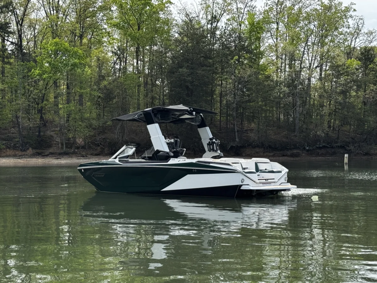 2020 Nautique Paragon 23