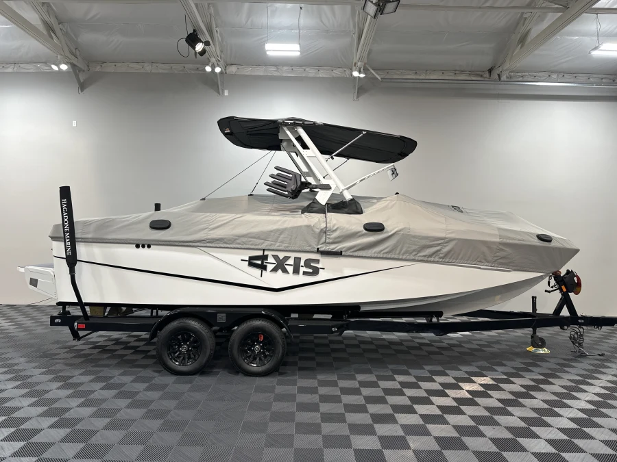2025 Axis Boats T235 for sale in , 