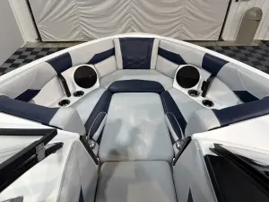 2025 Malibu Boats Wakesetter 23 LSV for sale in , 